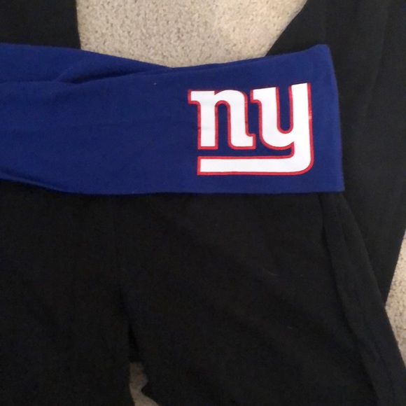 Victoria secret long yoga pant - Picture 2 of 3